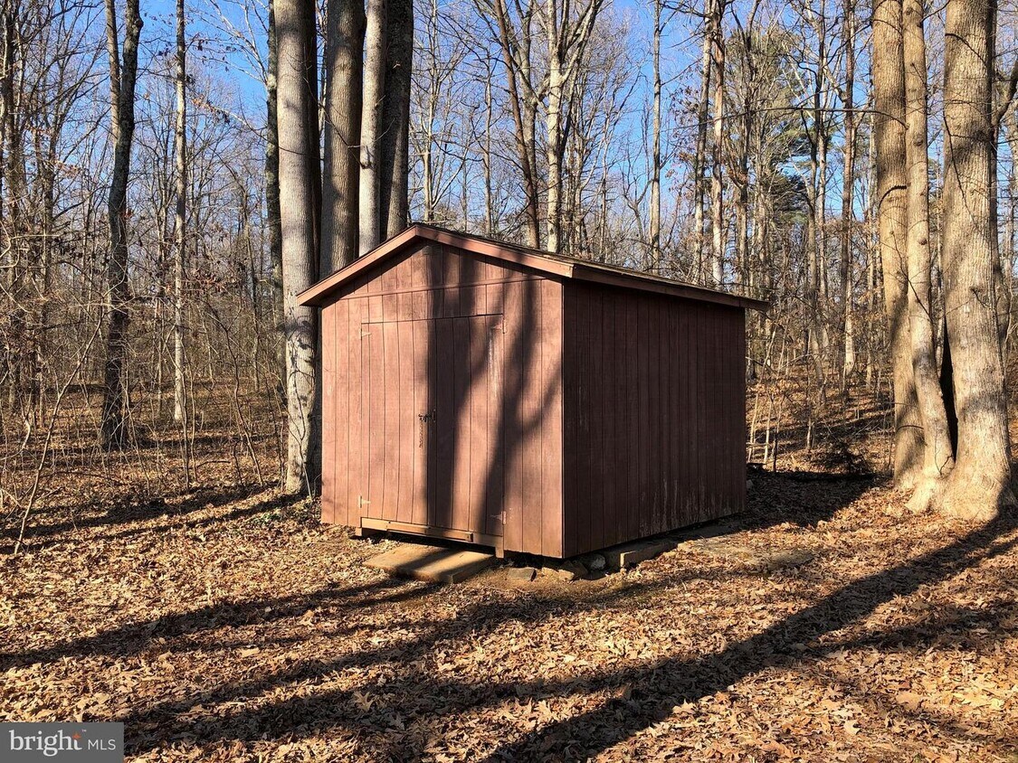 Building Photo - 5442 Turkey Run Rd