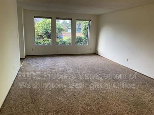 Building Photo - 5830 70th St NE