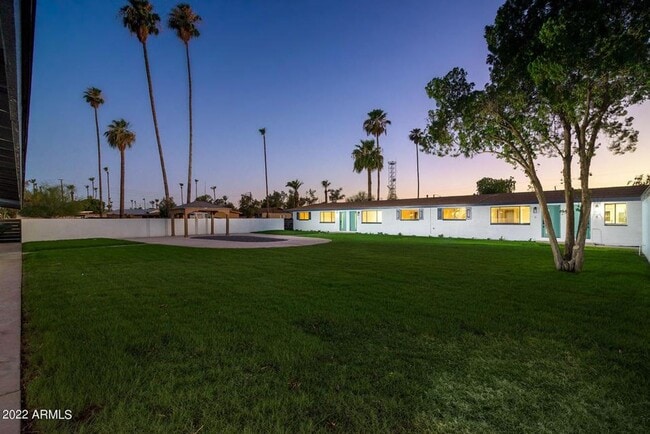 Building Photo - 6616 E Avalon Dr