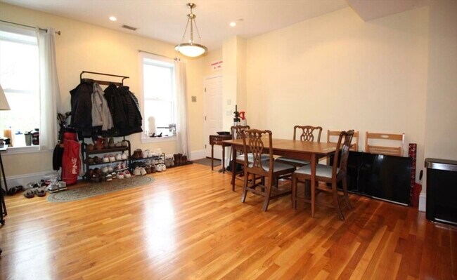 Foto del edificio - 486 Shawmut Ave