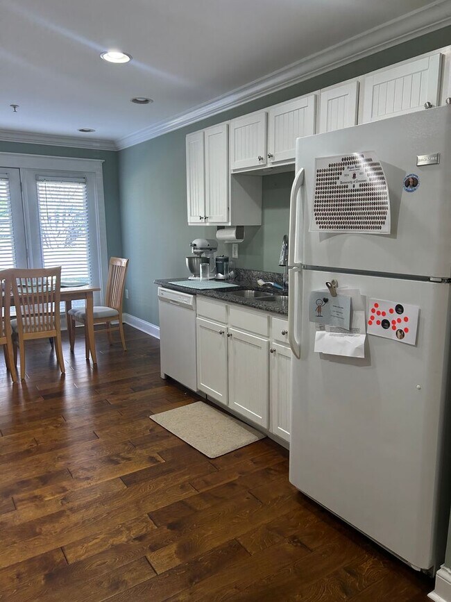 Photo - 01-102 Ball Apartment