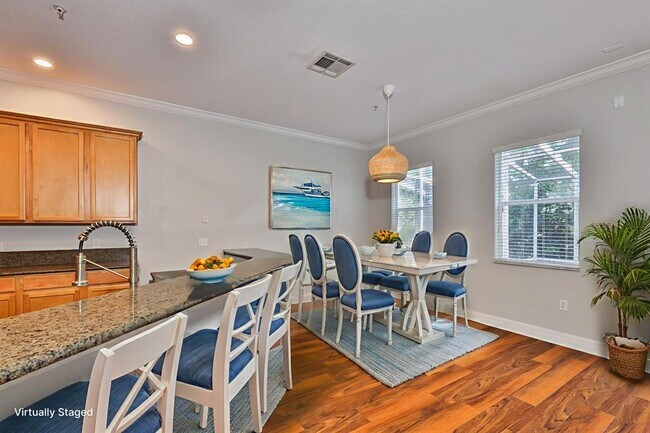 Foto del edificio - 517 Villa Treviso Ct