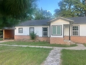 Building Photo - 1516 Norwood Dr