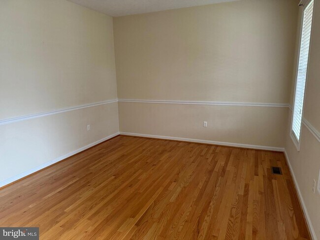 Foto del edificio - 115 Gloucester Rd