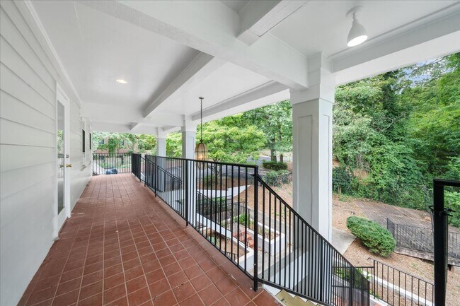 Foto del edificio - 5399 Northland Dr
