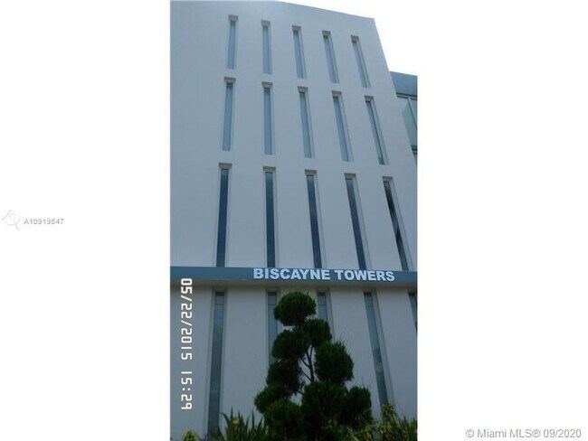 Foto del edificio - 11750 NE 16th Ave