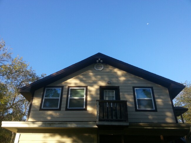 Building Photo - 1806 Rowan Burton Rd