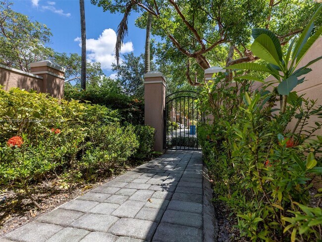Building Photo - 2799 Center Ct Dr