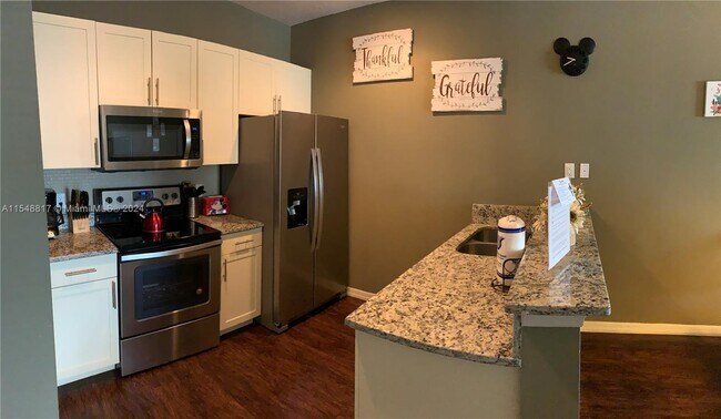 Building Photo - 3225 Cupid Pl