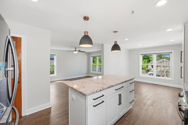 Photo - 3803 Allison St House