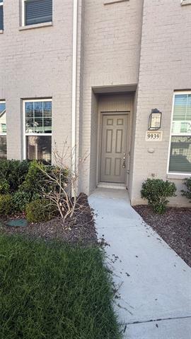 Foto del edificio - 9939 Hennings St