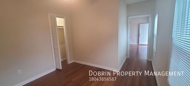 Building Photo - 1809 W Moore St