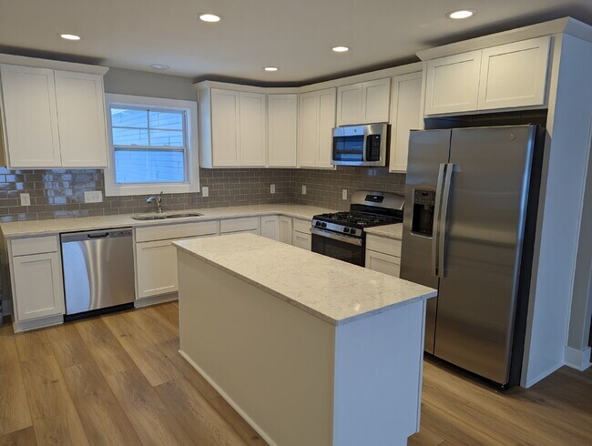 Foto del edificio - Recently Built 4 Bedroom, 2.5 Bath Duplex in Grandville