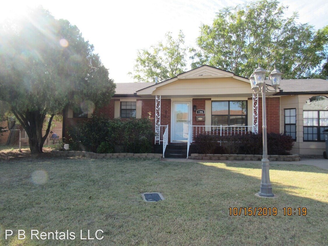 3 br, 2 bath House 5306 NW Ash Avenue House for Rent in Lawton, OK
