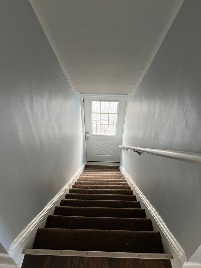 Foto del edificio - 1320-1322 Chelsea Ave