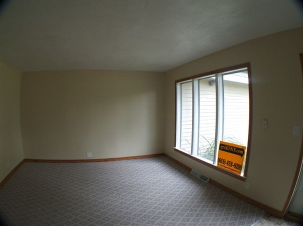 Building Photo - 1738 Matilda St NE