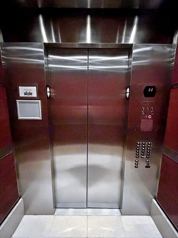 Foto del edificio - 301 Virginia St