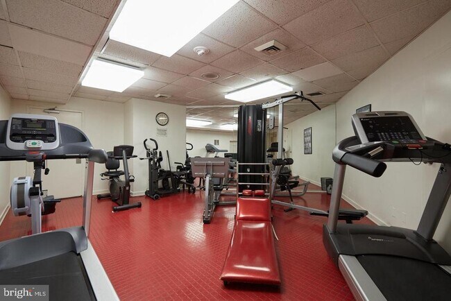 Foto del edificio - 4601 N Park Ave