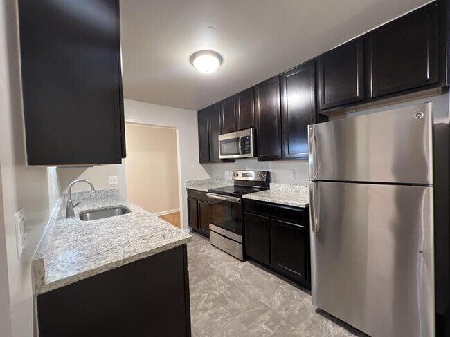 Foto del edificio - 925 Laprairie St