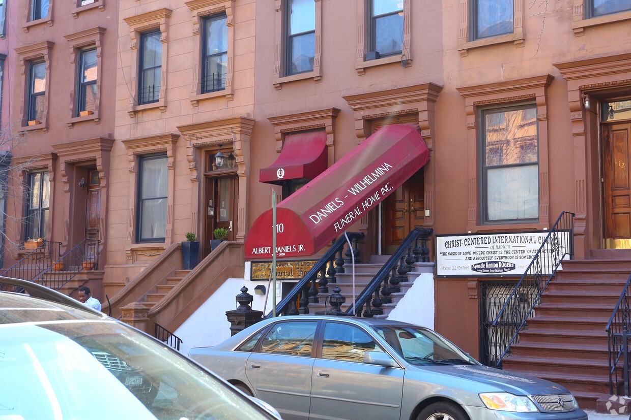 Building Photo - 110 W 131st St