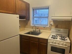 Building Photo - 42-12 21st Ave