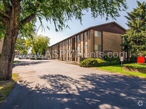 Building Photo - 1355 N Redwood Rd
