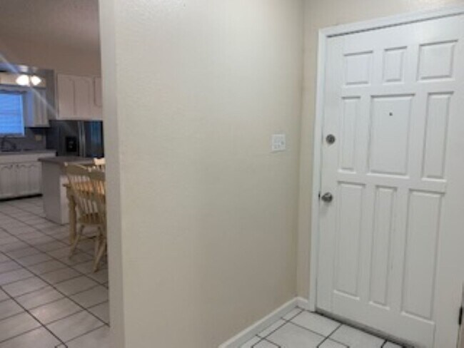 Building Photo - Nice Three Bedroom, 2 Bath home for rent.
