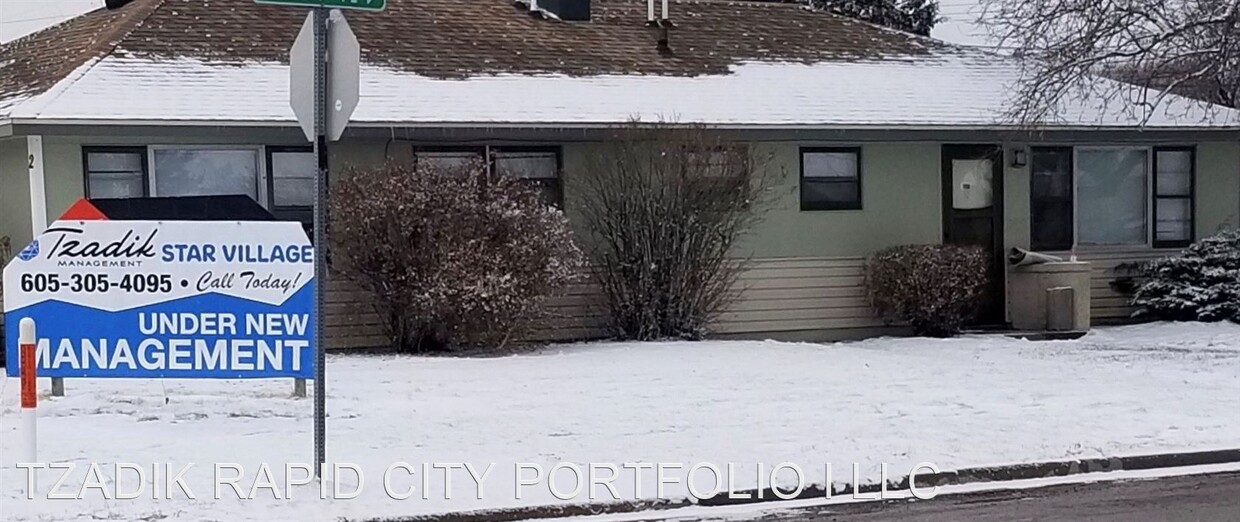 Primary Photo - 2 br, 1 bath Apartment - 27 Signal Drive