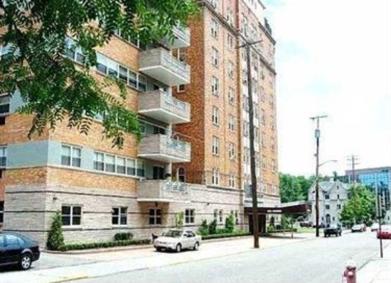 Primary Photo - 144 N Dithridge St