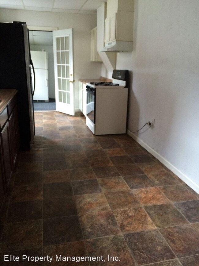 Foto del edificio - 3 br, 1.5 bath House - 142 E. Arch St.
