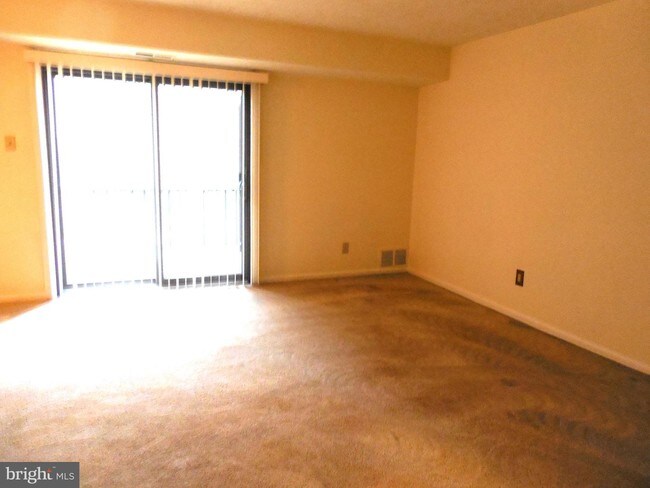Building Photo - 4828 W Brigantine Ct