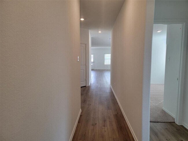 Foto del edificio - 602 Arnage Dr