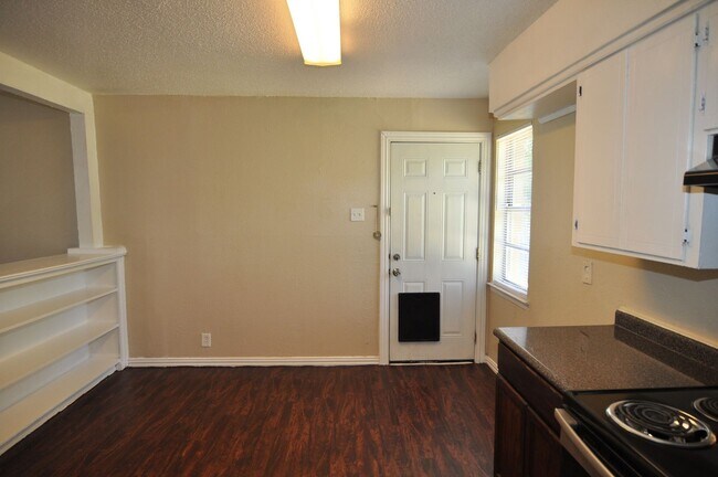 Foto del edificio - Lovely home located in Mesquite at 635 & H...