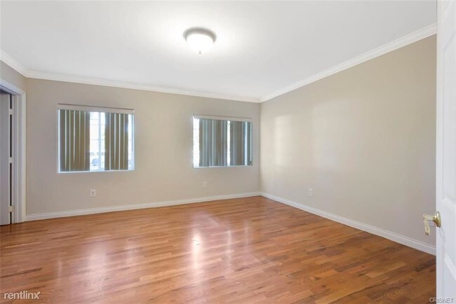 Building Photo - 5 br, 4 bath House - 22858 Hatteras St