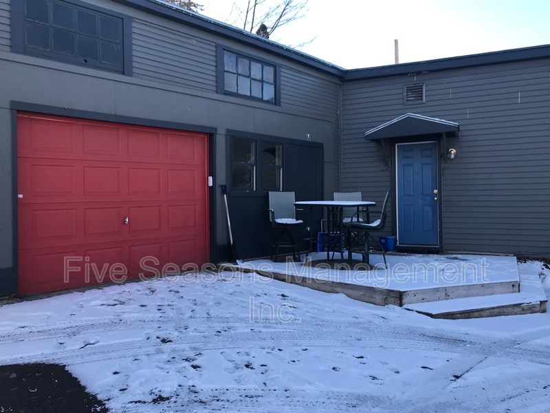 32 Intervale Ave, Burlington, VT 05401 Condo for Rent in Burlington, VT