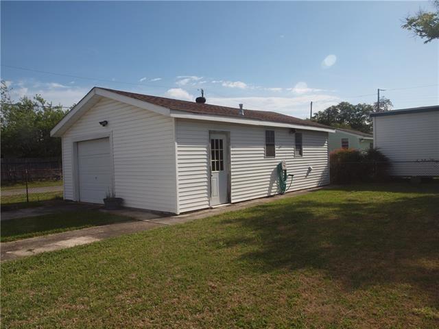 Foto del edificio - 281 Anthony Ave