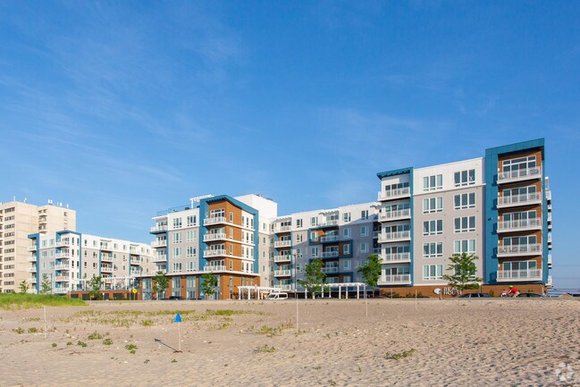 Foto del edificio - Beach House Apartments