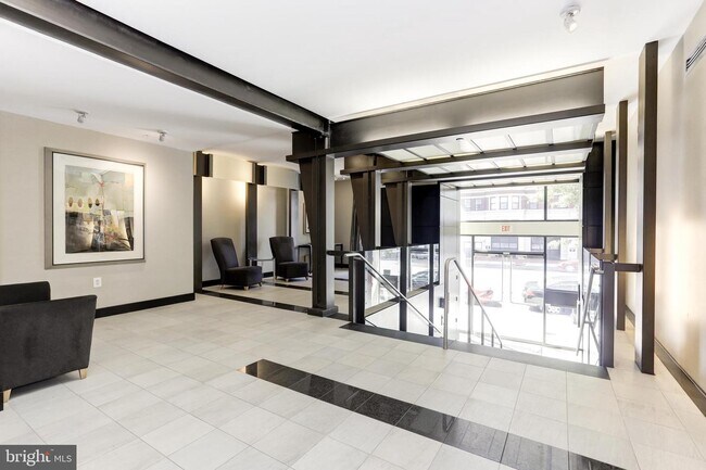 Foto del edificio - 1211 13th St NW