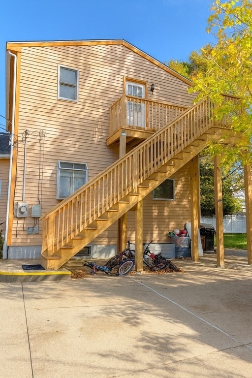 Building Photo - 1042 Sassaquin Ave