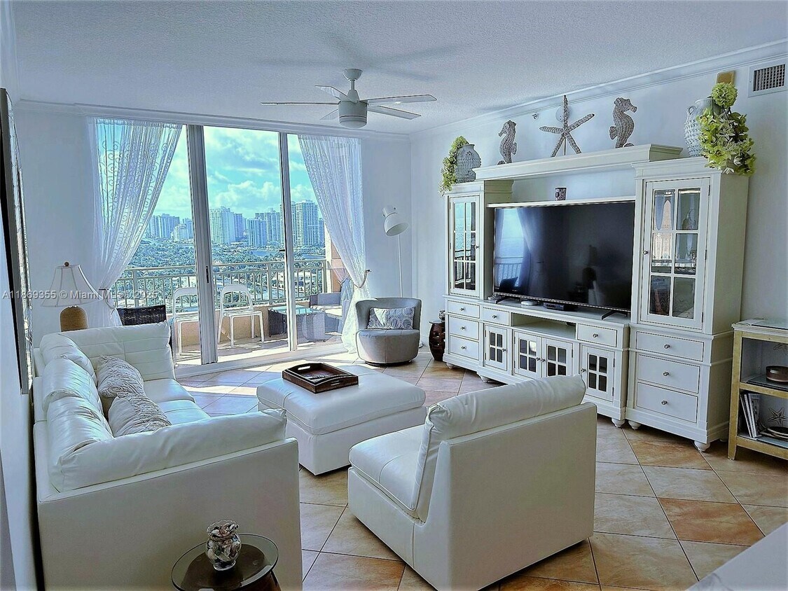 Primary Photo - 2080 S Ocean Dr