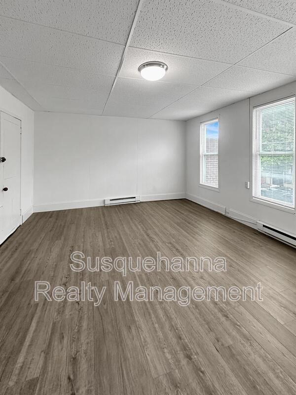 Foto del edificio - 344 N Mulberry St