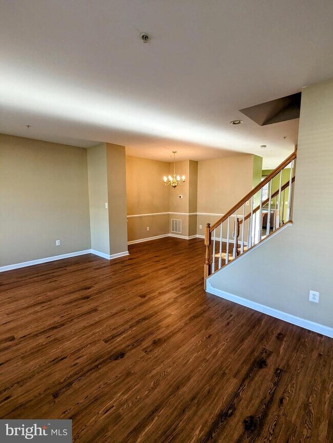 Foto del edificio - 23354 Dahlia Cir