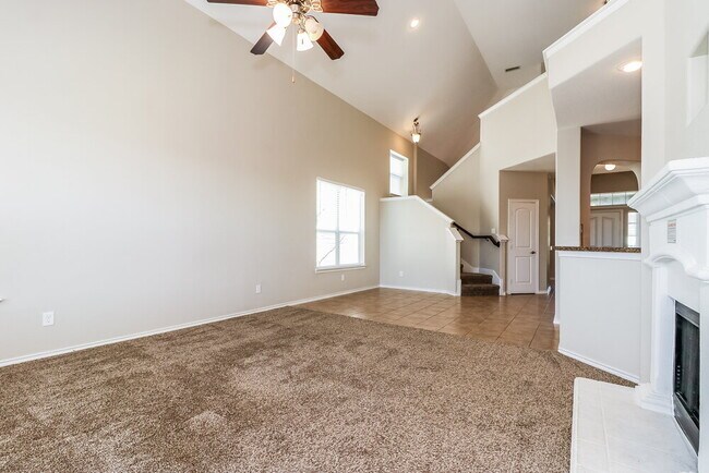 Foto del edificio - 5020 Cassidy Ln