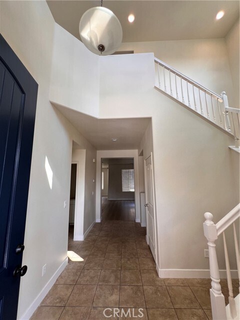 Building Photo - 5906 Meeker Dr