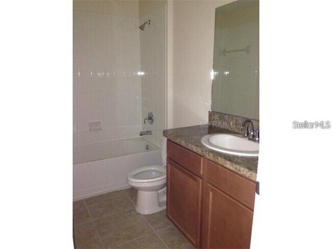 Building Photo - 10991 Savannah Landing Cir