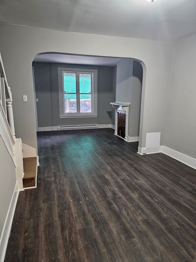 Building Photo - Remodeled Home - West Philadelphia