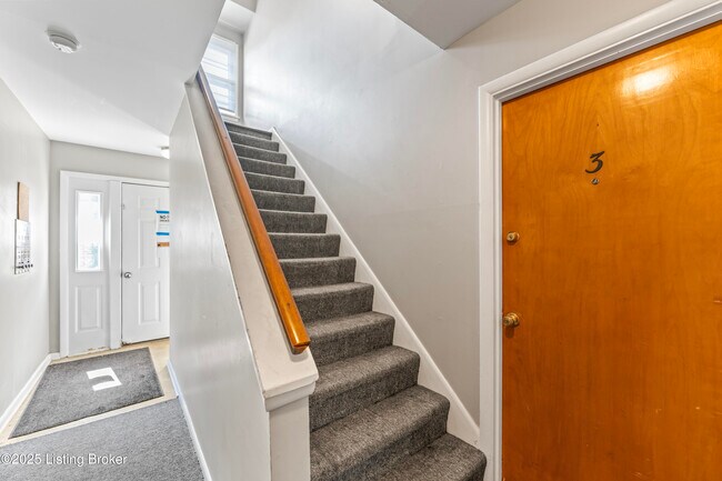 Foto del edificio - 2220 Heather Ln