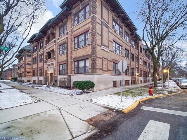 Building Photo - 5103 S Ingleside Ave