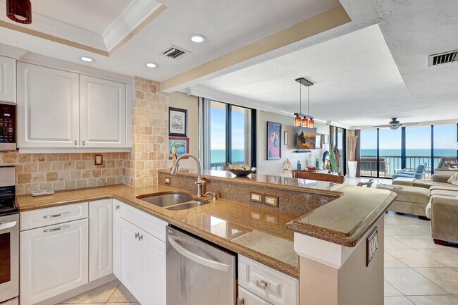 Foto del edificio - 10680 S Ocean Dr