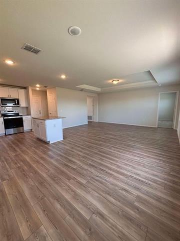 Foto del edificio - 4444 Sagecroft Rd